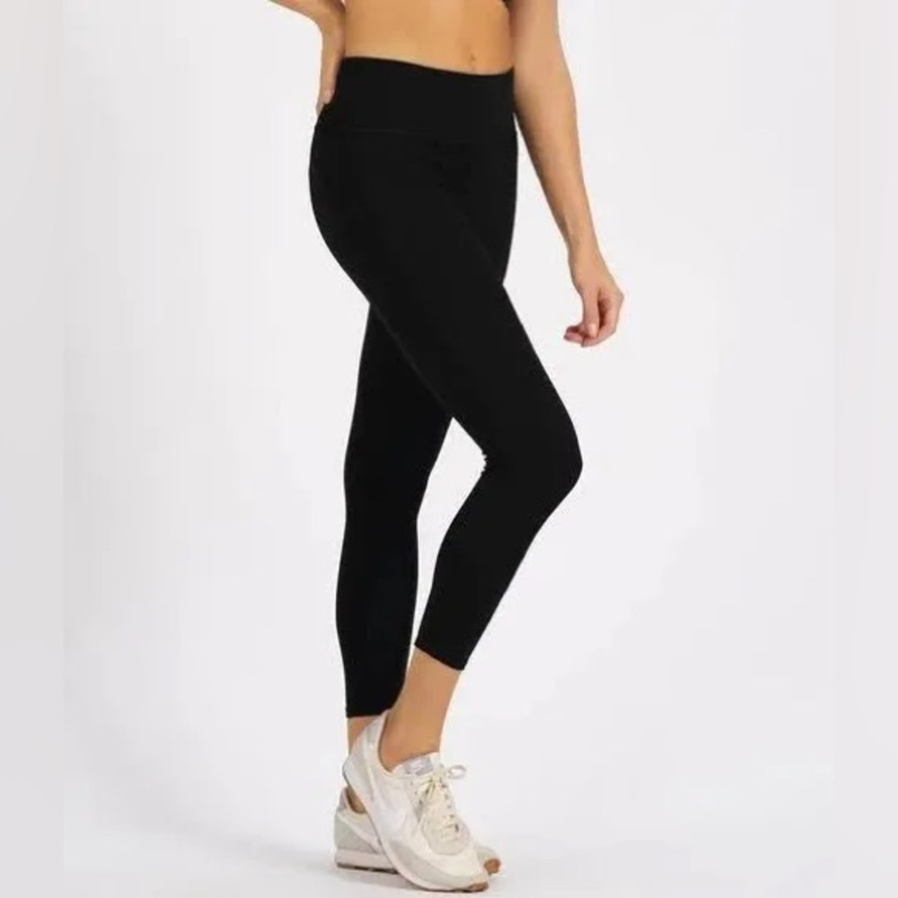 Vuori Women’s Stride Legging - Picture 5 of 7
